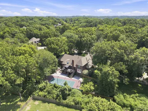 View/Area - 5151 S Aleshire Ct, Springfield, MO 65804 photo 1 of 5