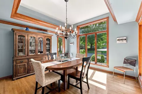 Dining - 5151 S Aleshire Ct, Springfield, MO 65804 photo 3 of 4