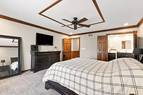 Bedroom - 5151 S Aleshire Ct, Springfield, MO 65804 photo 2 of 5