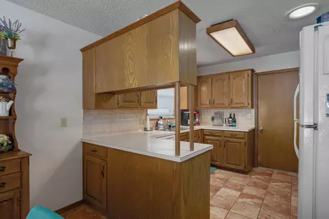Kitchen - 3515 S Kings Ave, Springfield, MO 65807 photo 1 of 4
