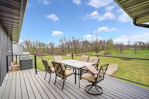 Exterior - 493 Spring Creek Rd, Clever, MO 65631 photo 10 of 14