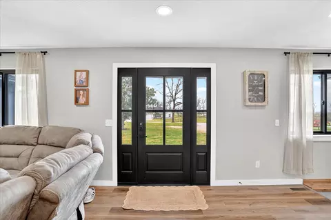 Entry Way - 493 Spring Creek Rd, Clever, MO 65631 photo 1 of 8
