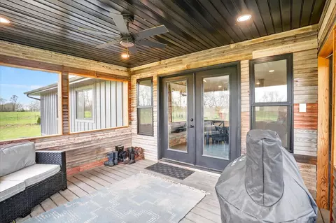 Exterior - 493 Spring Creek Rd, Clever, MO 65631 photo 9 of 14