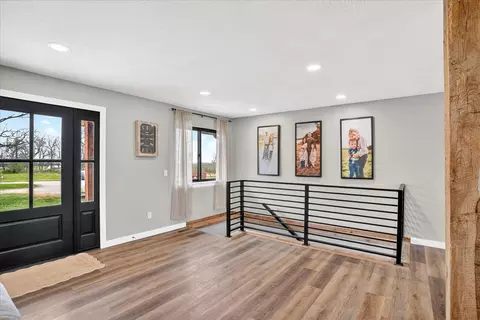Entry Way - 493 Spring Creek Rd, Clever, MO 65631 photo 2 of 8