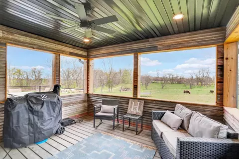 Exterior - 493 Spring Creek Rd, Clever, MO 65631 photo 8 of 14