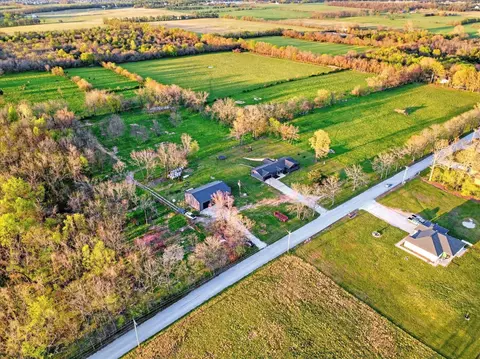 View/Area - 493 Spring Creek Rd, Clever, MO 65631 photo 2 of 15