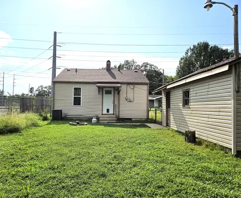 Exterior - 1020 N West Ave, Springfield, MO 65802 photo 8 of 8