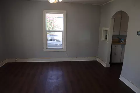 Living - 1020 N West Ave, Springfield, MO 65802 photo 3 of 3