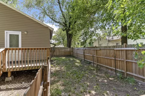 Exterior - 1525 W Webster St, Springfield, MO 65802 photo 5 of 9