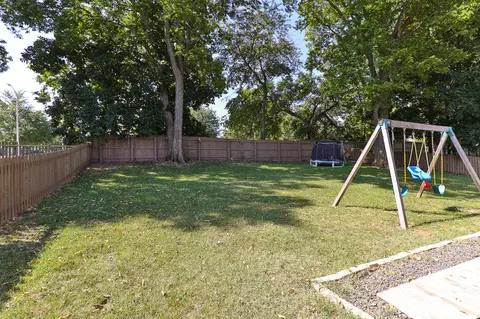 Exterior - 648 E Lakewood Pl, Springfield, MO 65810 photo 8 of 8