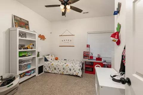 Bedroom - 648 E Lakewood Pl, Springfield, MO 65810 photo 6 of 6