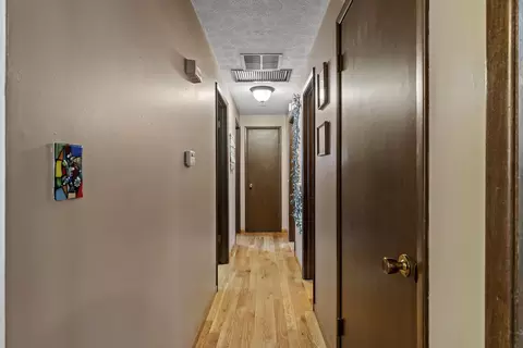 Entry Way - 782 W Deerfield St, Springfield, MO 65807 photo 2 of 3