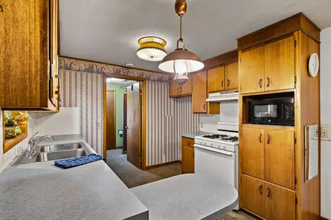 Kitchen - 114 Melody Ln, Monett, MO 65708 photo 2 of 6
