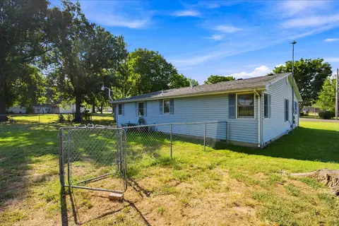 Exterior - 114 Melody Ln, Monett, MO 65708 photo 5 of 6