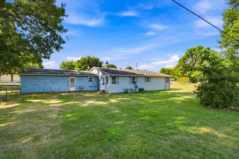 Exterior - 114 Melody Ln, Monett, MO 65708 photo 4 of 6