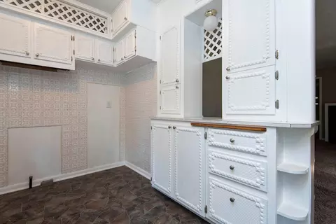 Kitchen - 1427 S Pickwick Ave, Springfield, MO 65804 photo 2 of 2