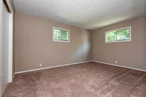 Bedroom - 1427 S Pickwick Ave, Springfield, MO 65804 photo 5 of 5