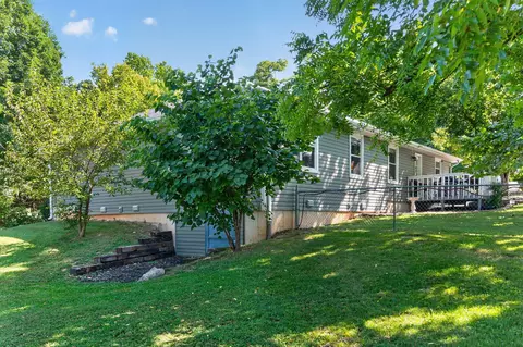 Exterior - 296 Rogers Ln, Sparta, MO 65753 photo 7 of 8
