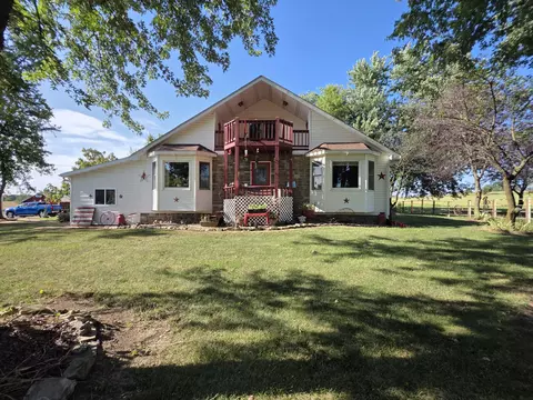 10763 E Red Springs Rd, Mountain Grove, MO 65711