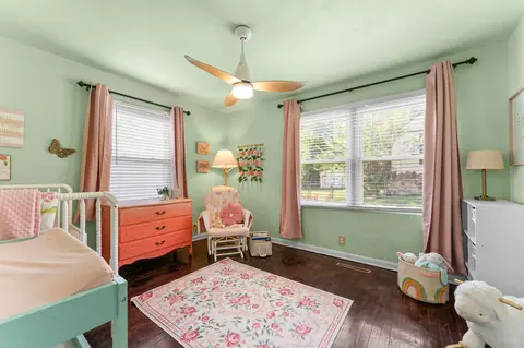 Bedroom - 700 Brown St, Branson, MO 65616 photo 3 of 5
