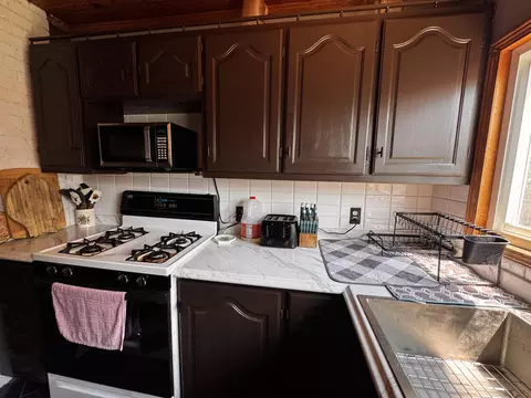 Kitchen - 827 Main St, Cabool, MO 65689 photo 5 of 6
