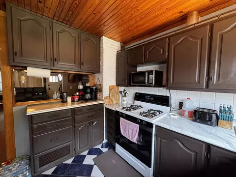 Kitchen - 827 Main St, Cabool, MO 65689 photo 6 of 6