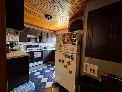 Kitchen - 827 Main St, Cabool, MO 65689 photo 1 of 6