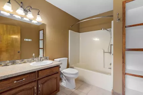 Bath - 5455 S Farm Road 137, Springfield, MO 65810 photo 2 of 6