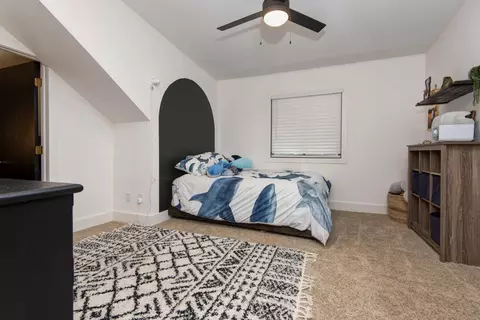 Bedroom - 4810 S Warwick Ave, Springfield, MO 65804 photo 3 of 4