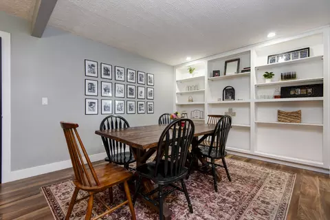 Dining - 4810 S Warwick Ave, Springfield, MO 65804 photo 2 of 2