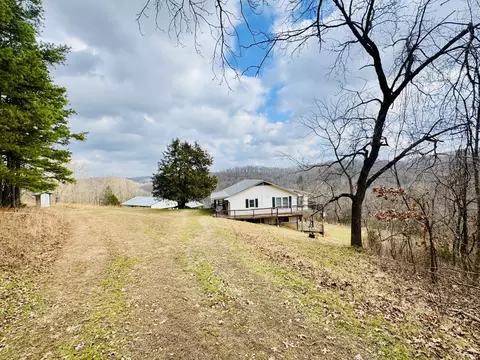 Exterior - 795 Anthony Rd, Pineville, MO 64856 photo 5 of 21