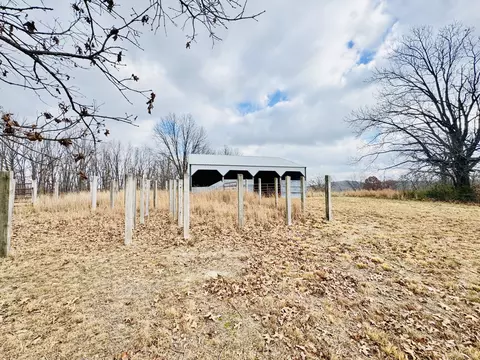Exterior - 795 Anthony Rd, Pineville, MO 64856 photo 3 of 21