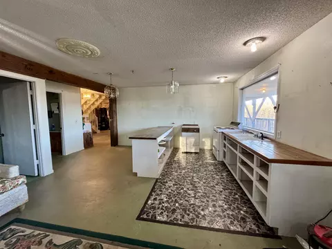 Kitchen - 795 Anthony Rd, Pineville, MO 64856 photo 4 of 4