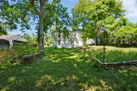 Exterior - 210 E Georgia St, Ozark, MO 65721 photo 4 of 5