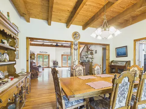 Dining - 12283 Stave Mill Rd, Cabool, MO 65689 photo 2 of 4