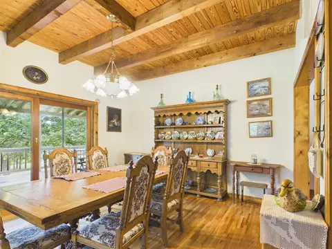 Dining - 12283 Stave Mill Rd, Cabool, MO 65689 photo 1 of 4