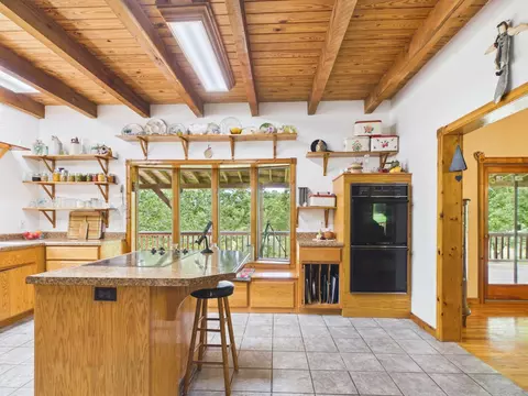 Kitchen - 12283 Stave Mill Rd, Cabool, MO 65689 photo 6 of 6