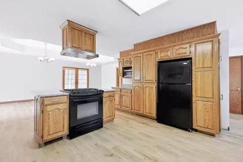 Kitchen - 3367 Kapok Dr, Seneca, MO 64865 photo 5 of 5