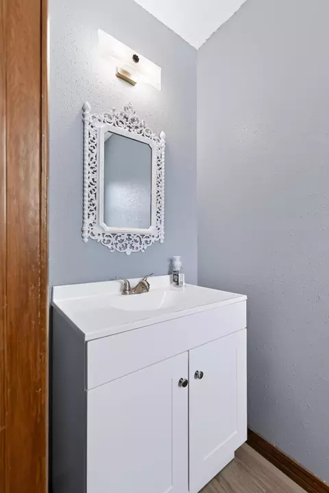 Bath - 3367 Kapok Dr, Seneca, MO 64865 photo 1 of 4