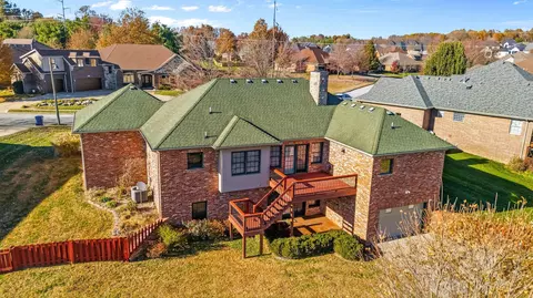 View/Area - 5072 E Hedgerow Dr, Springfield, MO 65802 photo 2 of 9