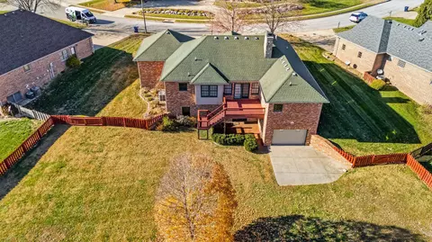 View/Area - 5072 E Hedgerow Dr, Springfield, MO 65802 photo 4 of 9