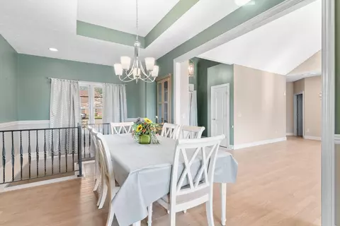 Dining - 5072 E Hedgerow Dr, Springfield, MO 65802 photo 1 of 2