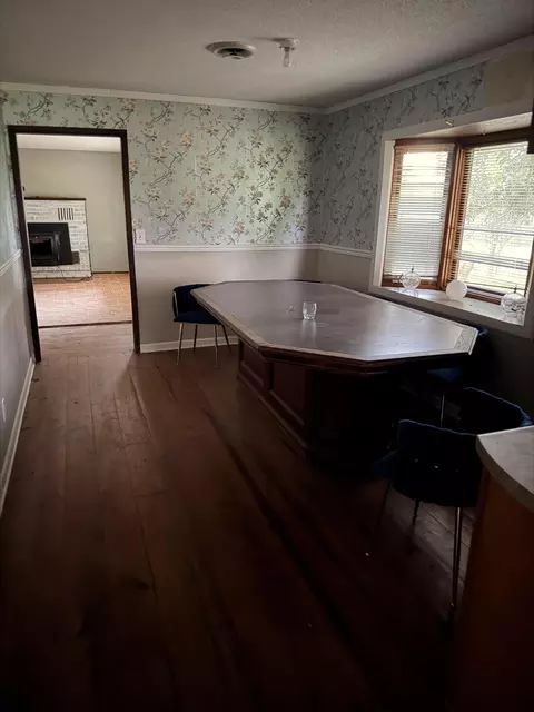 Dining - 4710 State Route A, Macomb, MO 65702 photo 2 of 2