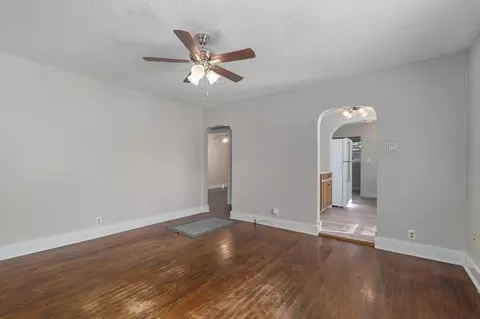 Living - 908 W Della St, Springfield, MO 65803 photo 3 of 3