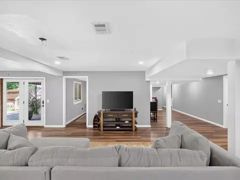 Living - 3003 W Sharon Dr, Ozark, MO 65721 photo 8 of 8
