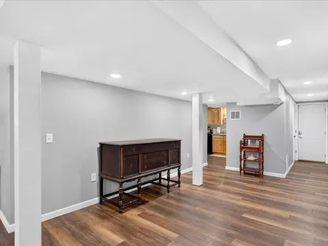 Entry Way - 3003 W Sharon Dr, Ozark, MO 65721 photo 2 of 2