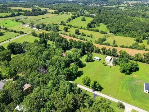 View/Area - 3003 W Sharon Dr, Ozark, MO 65721 photo 2 of 6