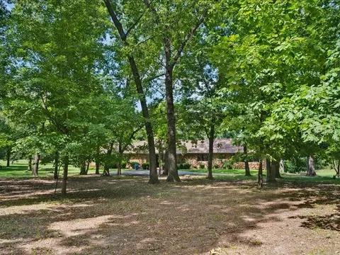 Exterior - 3003 W Sharon Dr, Ozark, MO 65721 photo 5 of 22