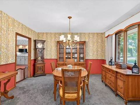 Dining - 3003 W Sharon Dr, Ozark, MO 65721 photo 1 of 2