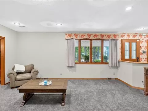 Living - 3003 W Sharon Dr, Ozark, MO 65721 photo 2 of 8